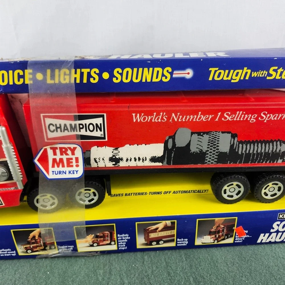 Buddy L Champion Spark Plugs Sonic Hauler Semi-Truck Kenworth Boxed 8604